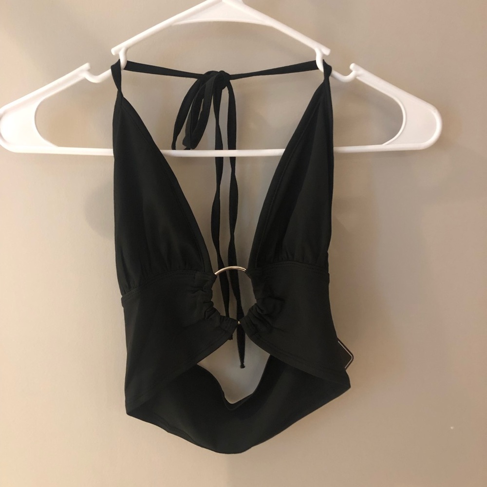 Metal ring crop halter top